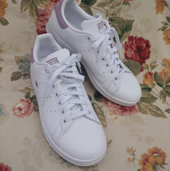 Adidas Stan Smith Women'sWhite and Lavender Sneakers Size 7.5 - Picture 4 of 17